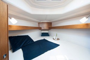 Bavaria 33 - Kabine vorne im Schiff mit einem Doppelbett